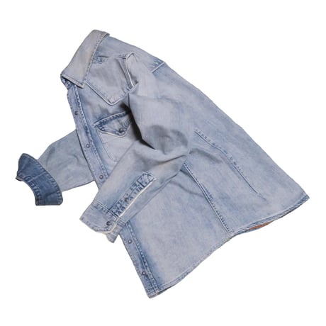 Nudie Jeans(ヌーディージーンズ) ユーズド加工デニムシャツ