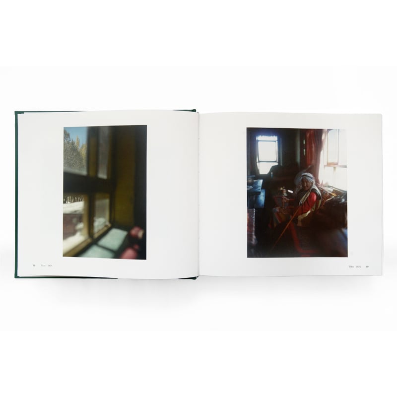 いつも世界は遠く、 / 上田義彦 | ホホホ座浄土寺店