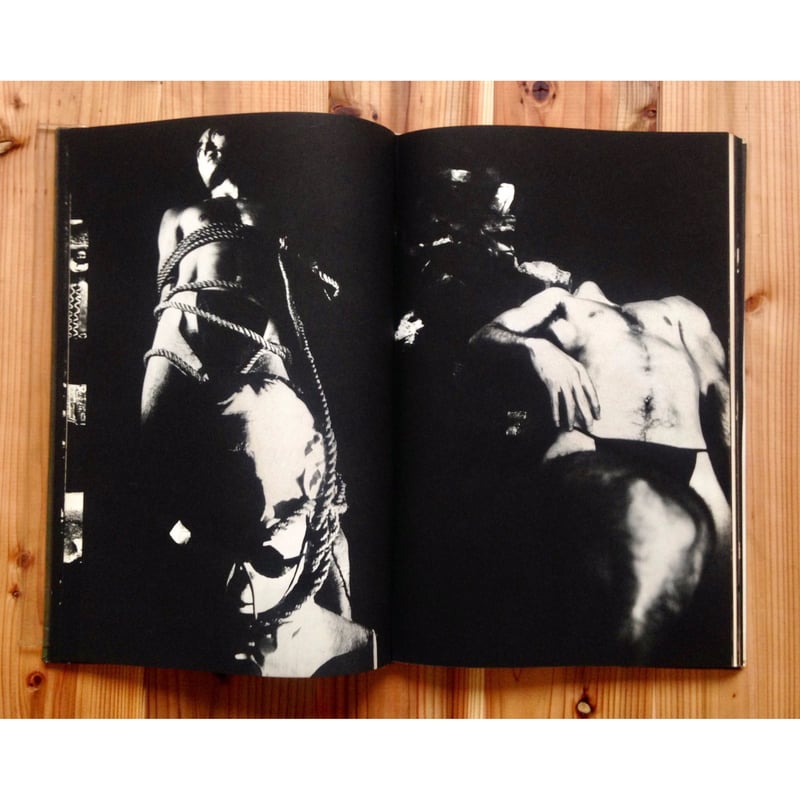 細江英公・三島由紀夫 - 薔薇刑 | ホホホ座浄土寺店