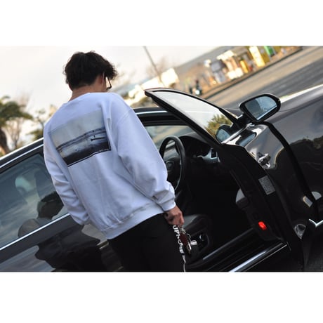 Big silhouette Sweat(White)seaside