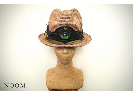 pure eyes hat