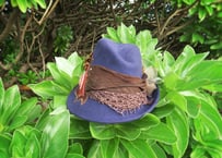 plants/roots  hat