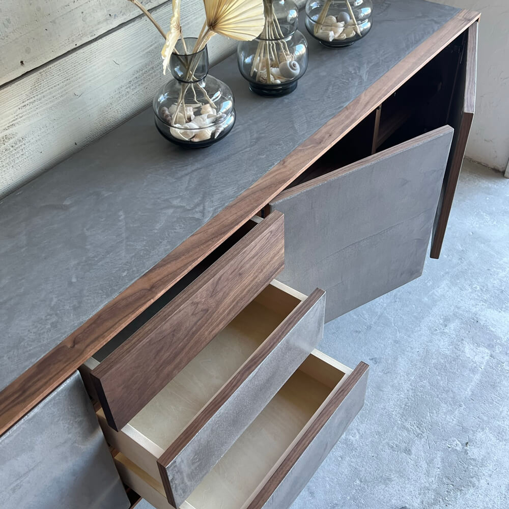 ID343832 サイドボード ネコ脚