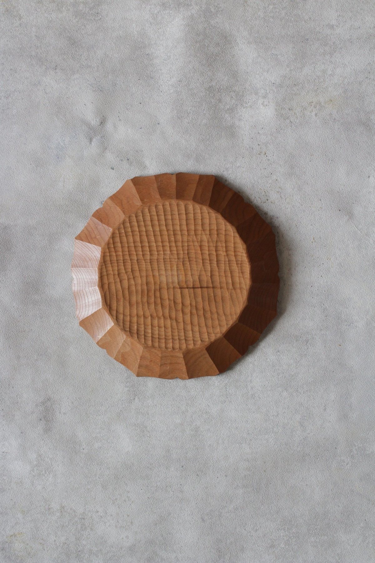 lefz-hk-01 濱端弘太さんの花皿 | Leaf Village