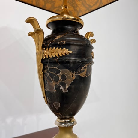 VERSACE HOME （ヴェルサーチホーム）テーブルランプ