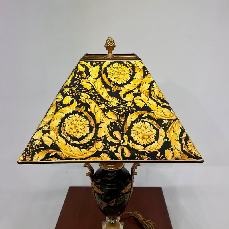 VERSACE HOME （ヴェルサーチホーム）テーブルランプ | APIS NET SHOP