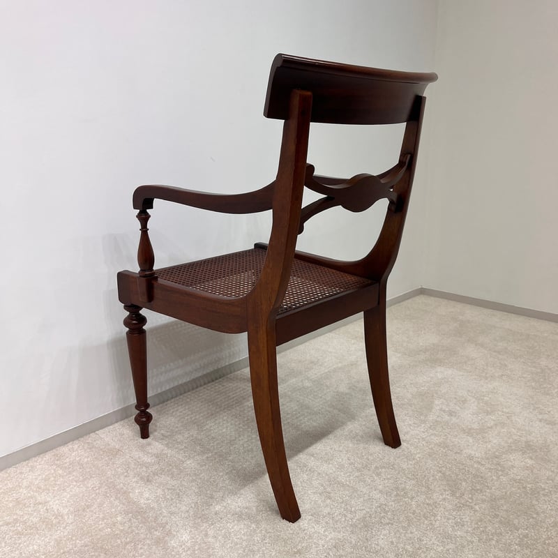 ラッフルズチェア 籐張り アーム付き アンティークチェア 1800年代