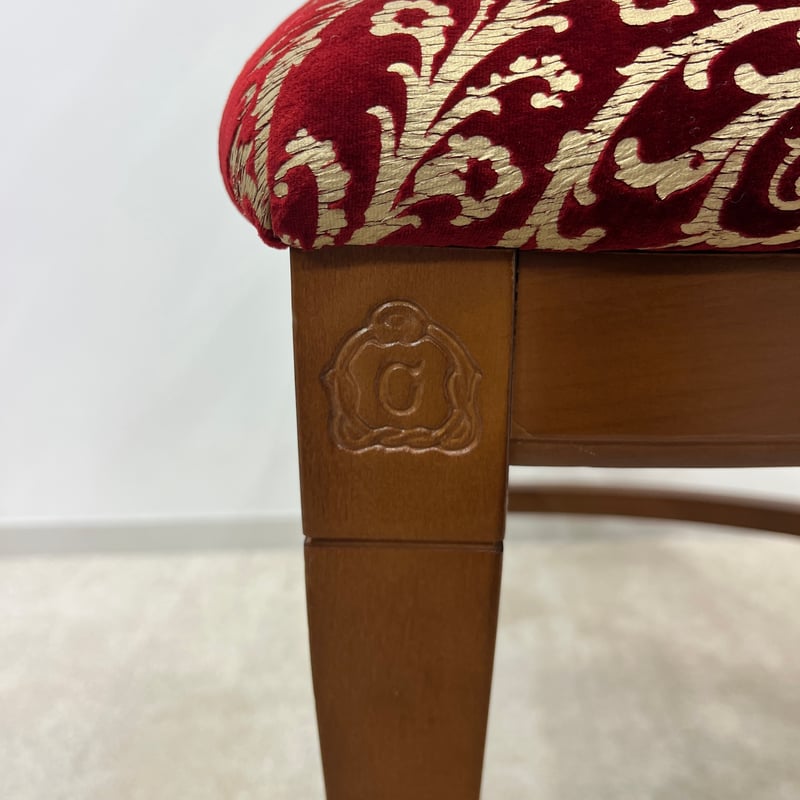 カルパネリ CARPANELLI 高級イタリア家具 ダイニングチェアー | APIS