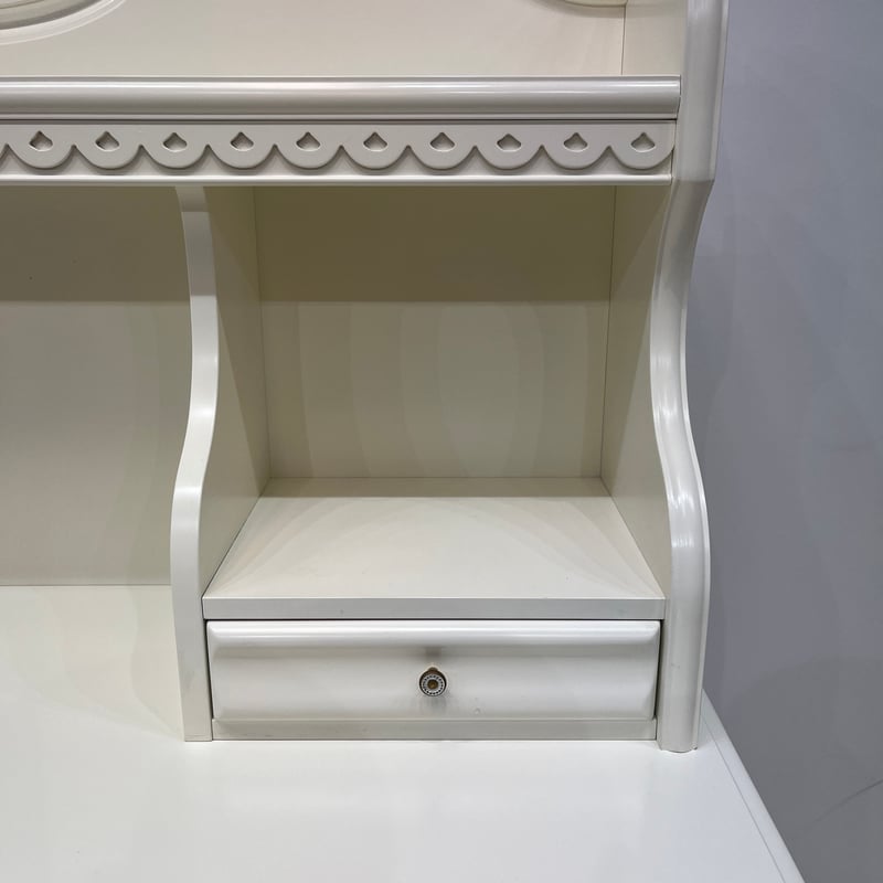 学習机 東海家具工業 デスク&ブックスタンド 白家具 姫系デスク | APIS