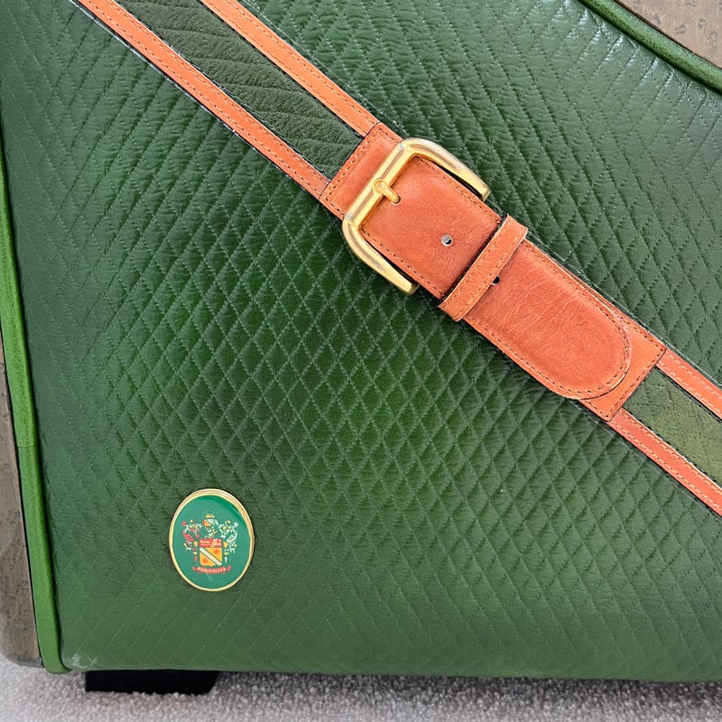 FORMITALIA （パオロ•グッチ）Paolo GUCCI ソファ3＋1＋1＋オットマン+