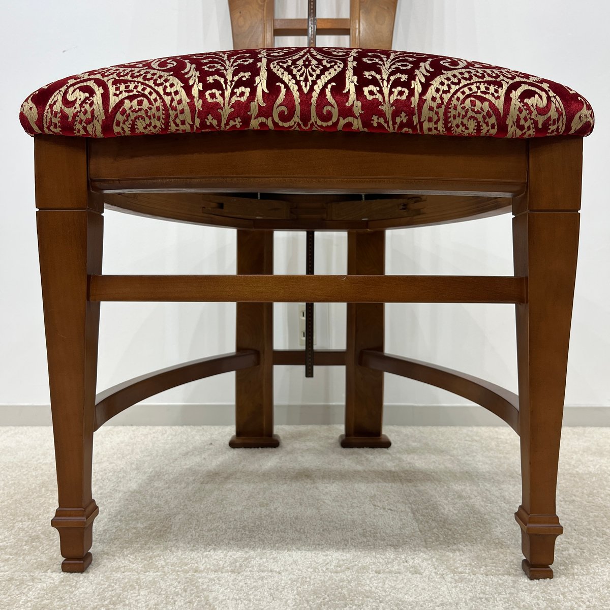 カルパネリ CARPANELLI 高級イタリア家具 ダイニングチェアー | APIS