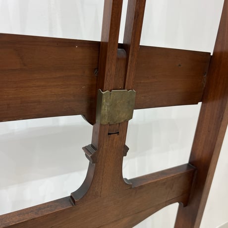 イーゼル　mahogany