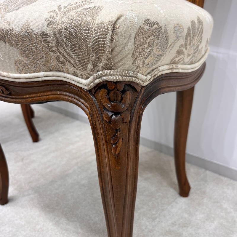 ルイ15世スタイル ダイニングチェア イギリス伝統技法 天然素材使用