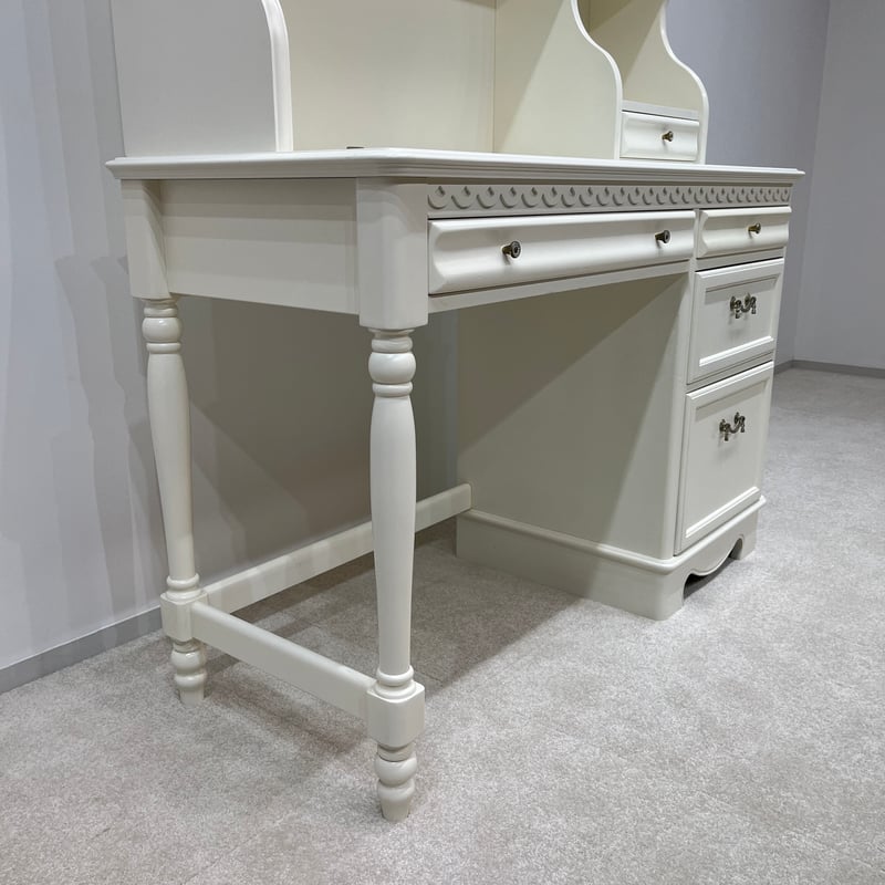 学習机 東海家具工業 デスク&ブックスタンド 白家具 姫系デスク | APIS