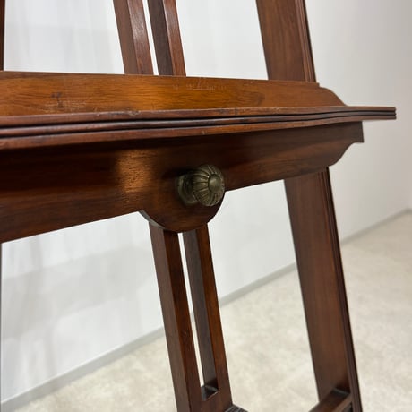 イーゼル　mahogany