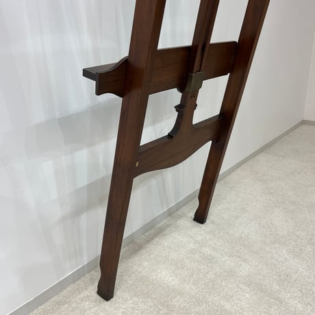 イーゼル　mahogany