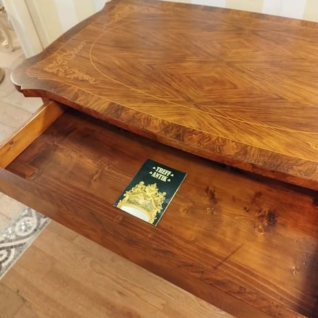 再生品：アンティークデスク