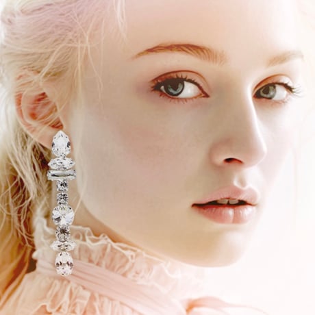 Amo Earrings -CRYSTAL-