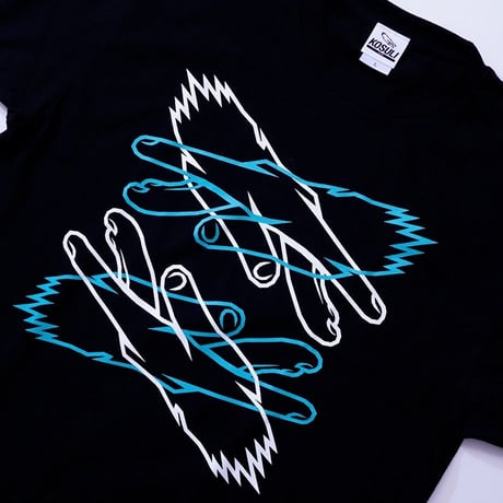KOSULI CROSSING HANDS  T-SHIRTS/ コスリ　クロッシング　ハンズ　Tシャツ