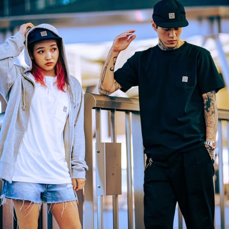 KOSULI REFLECTOR BOX LOGO  T-SHIRTS コスリ　リフレクター　ボックス　ロゴ　Tシャツ