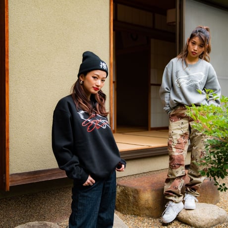 KOSULI CROSSING HANDS CREW NECK SWEAT コスリ　クロッシング　ハンズ　クルーネックスウェット　裏起毛　トレーナー