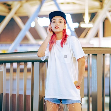KOSULI REFLECTOR BOX LOGO  T-SHIRTS コスリ　リフレクター　ボックス　ロゴ　Tシャツ
