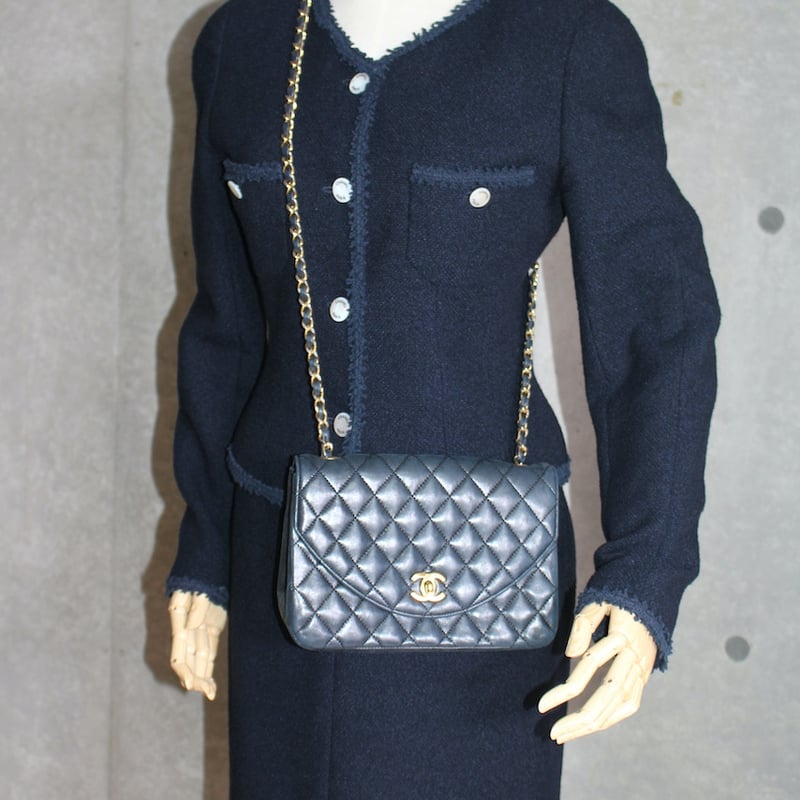KW4 CHANEL シャネル マトラッセ ラムスキン シングルフラップ