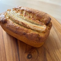 自然な甘さとしっとり感｜グルテンフリーのバナナケーキ