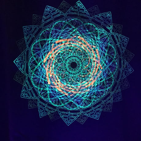 Mandala Tシャツ