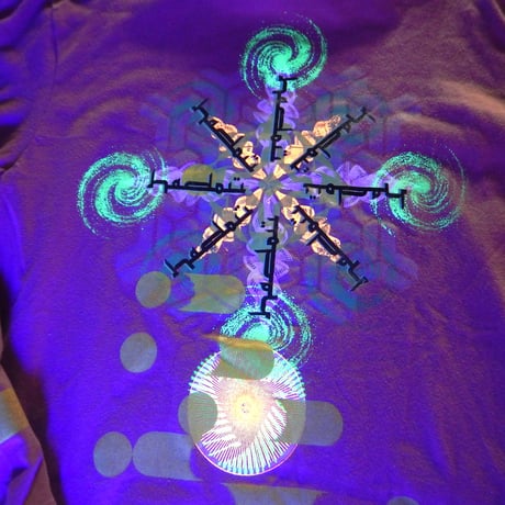 LONG SLEEVE T-SHIRT