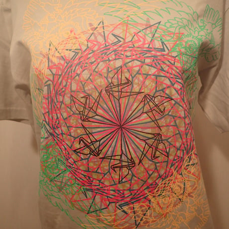 HADOU  SILKSCREEN  PRINT  T-SHIRT  PSYCHEDELIC  ORIGAMI