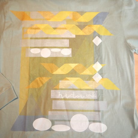LONGSLEEVE T-SHIRT