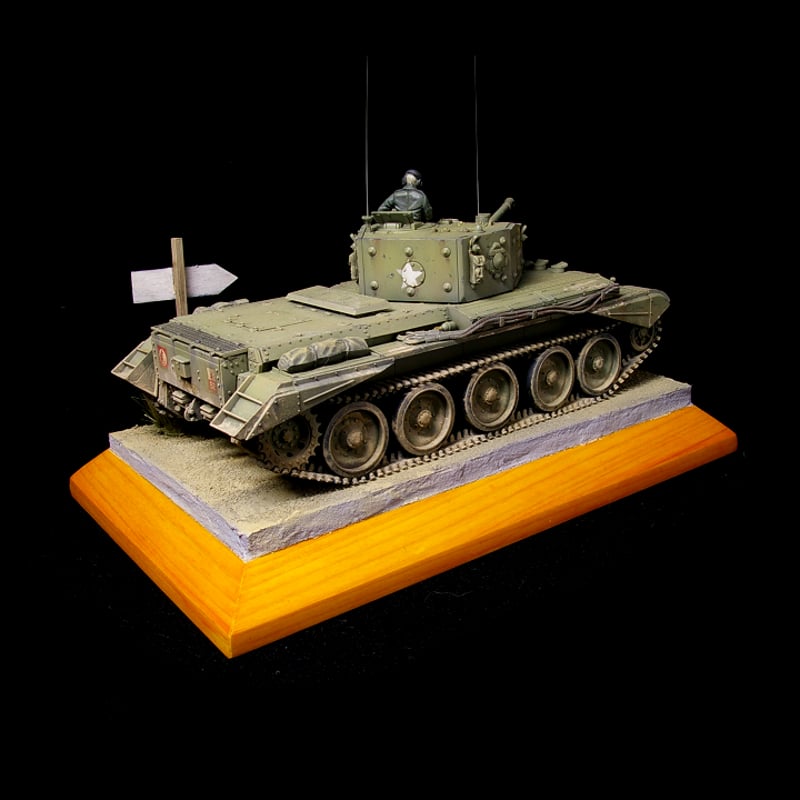 中古塗装済完成品「タミヤ1/48スケールクロムウェル巡航戦車