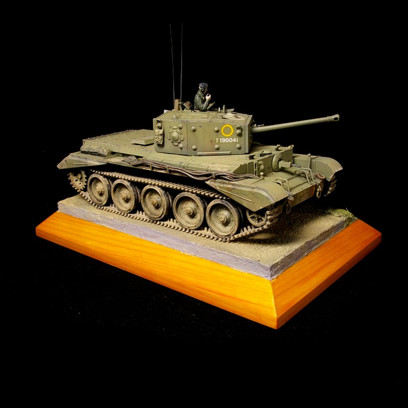 中古塗装済完成品「タミヤ1/48スケールクロムウェル巡航戦車