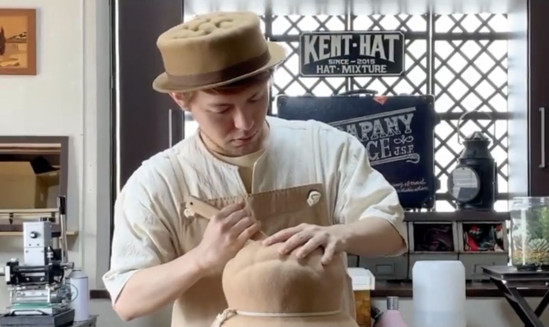 帽子 Kent RARE Vintage KENT FEEDS Snapback Trucker Hat Tan & Blue