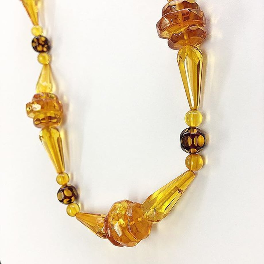 5d1d76083a7e96762333e854