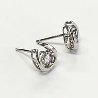Ptダイヤモンドピアス