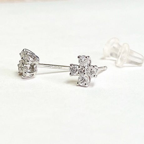 Pt900ダイヤモンドピアス