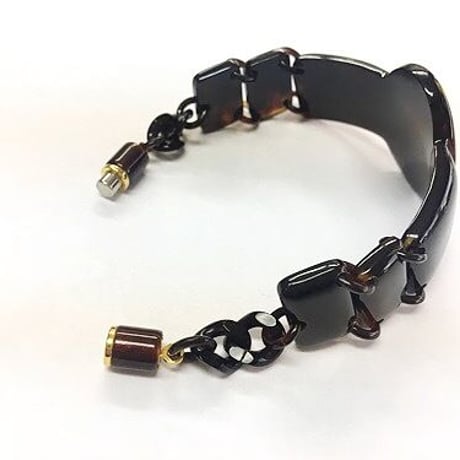 シェルカメオと鼈甲のブレスレット
