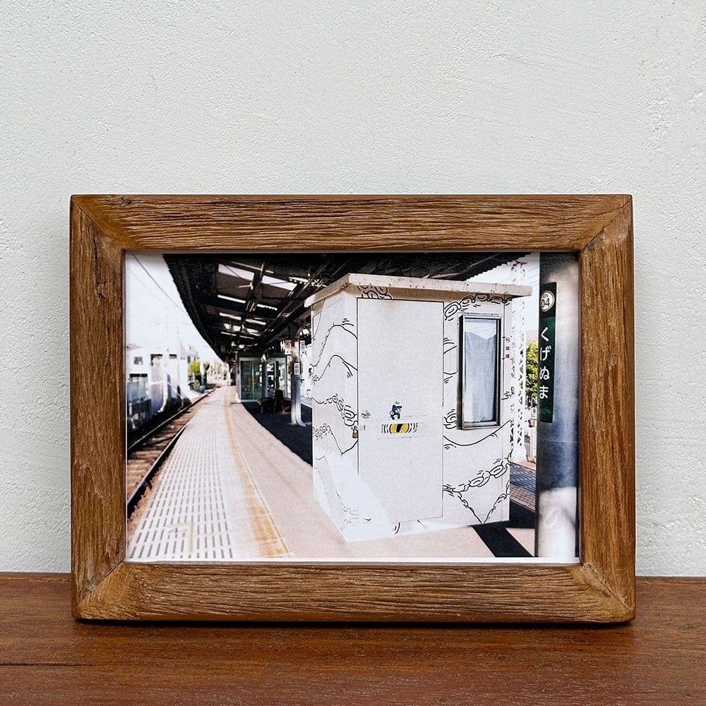 鵠沼駅 エノシマン vs タコ」 ポストカード + 古材フレーム | Eastside