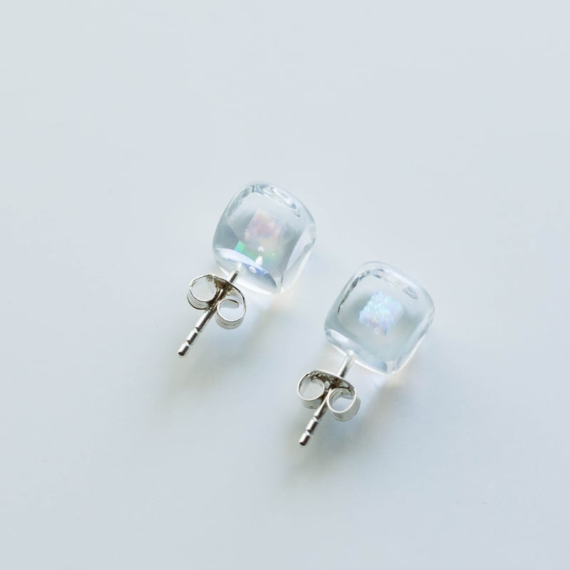 prism cube pierce | aurora glass online store prism cube pierce | aurora glass online store