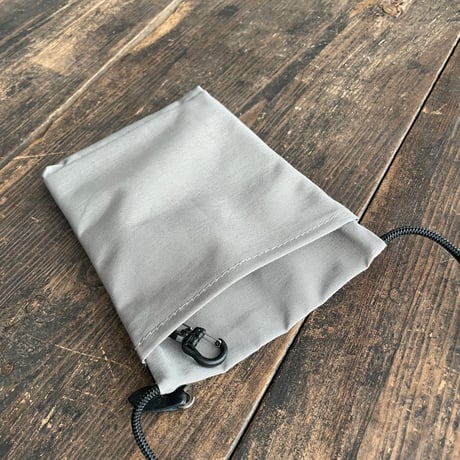 STANDARD SUPPLY / SLING PURSE M
