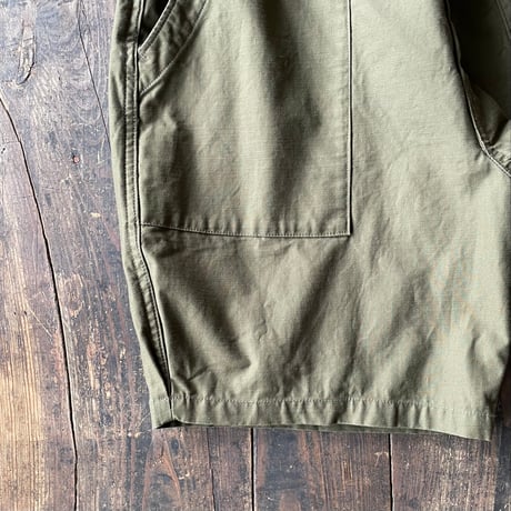 SEEP Cotton Twill Side-tuck Baker Short Pants