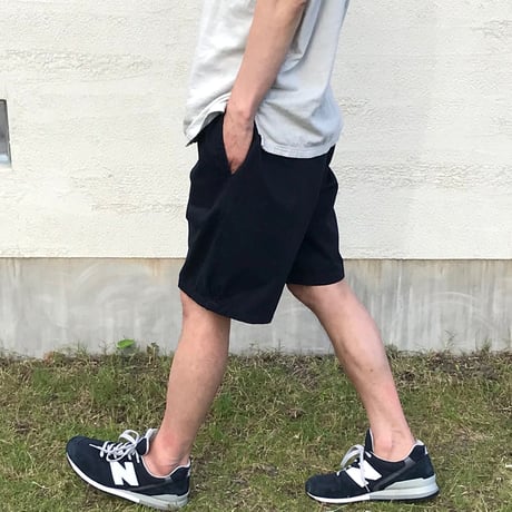 SEEP Cotton Twill Side-tuck Short Pants