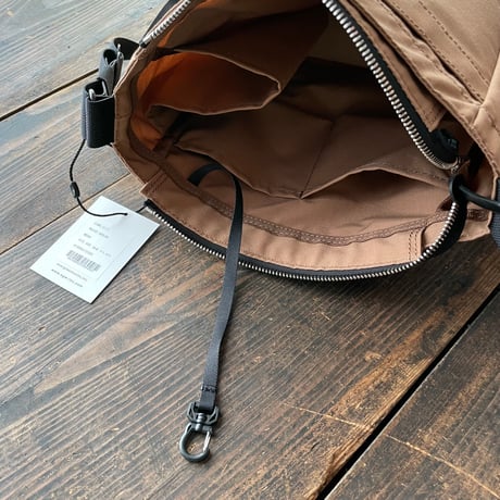 STANDARD SUPPLY / WALKIES SHOULDER