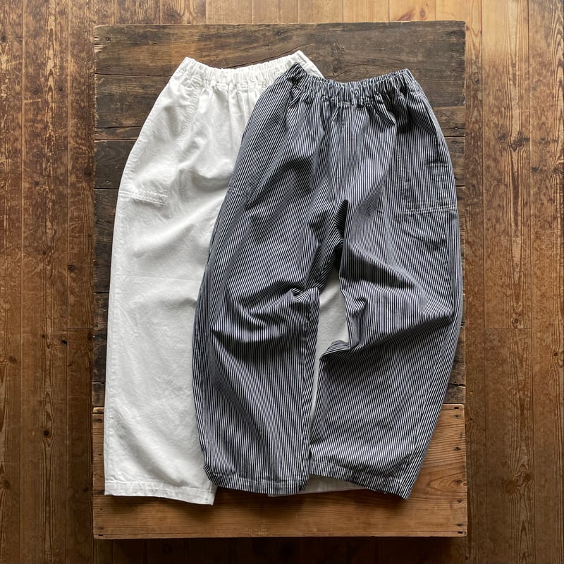 homspun 10oz ヒッコリー&ホワイトデニム ギャザーパンツ | SEEP