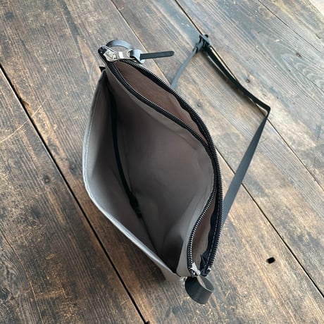 STANDARD SUPPLY / ZIP SHOULDER