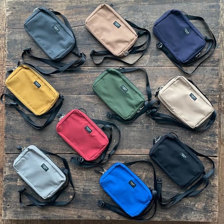 STANDARD SUPPLY / BODY PURSE