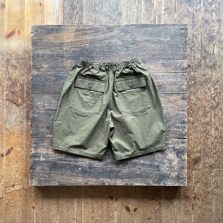 SEEP Cotton Twill Side-tuck Baker Short Pants