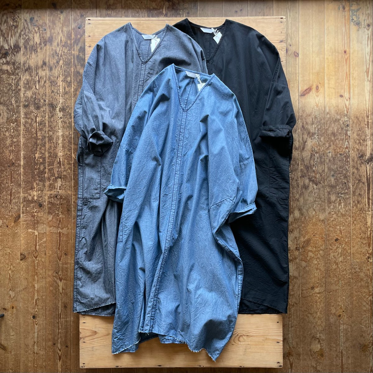 homspun ライトオンス シャンブレー プルオーバーワンピース | SEEP STORE